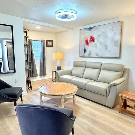 Upgraded Suite - Easy Access To Uptown #N29 Oklahoma City Exteriör bild
