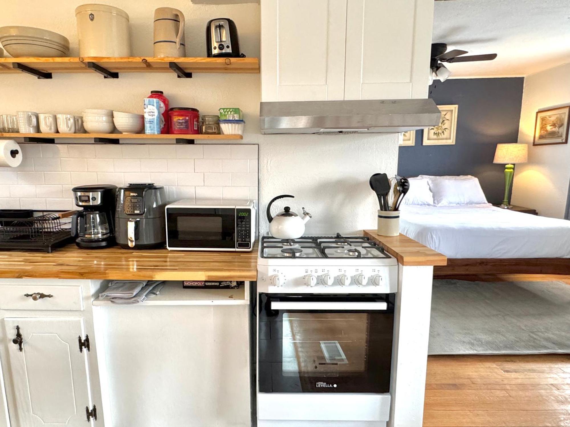 Upgraded Suite - Easy Access To Uptown #N29 Oklahoma City Exteriör bild