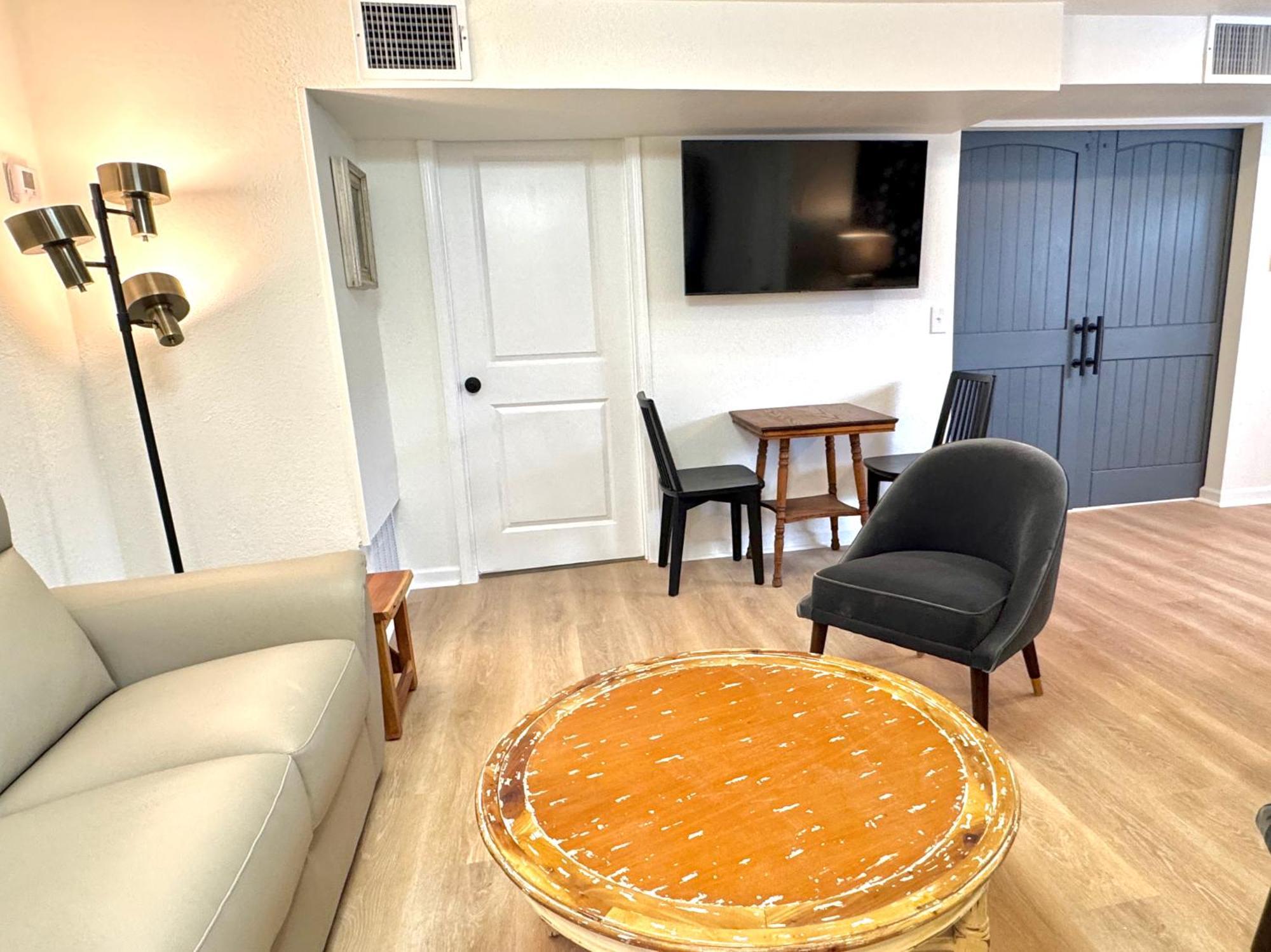 Upgraded Suite - Easy Access To Uptown #N29 Oklahoma City Exteriör bild